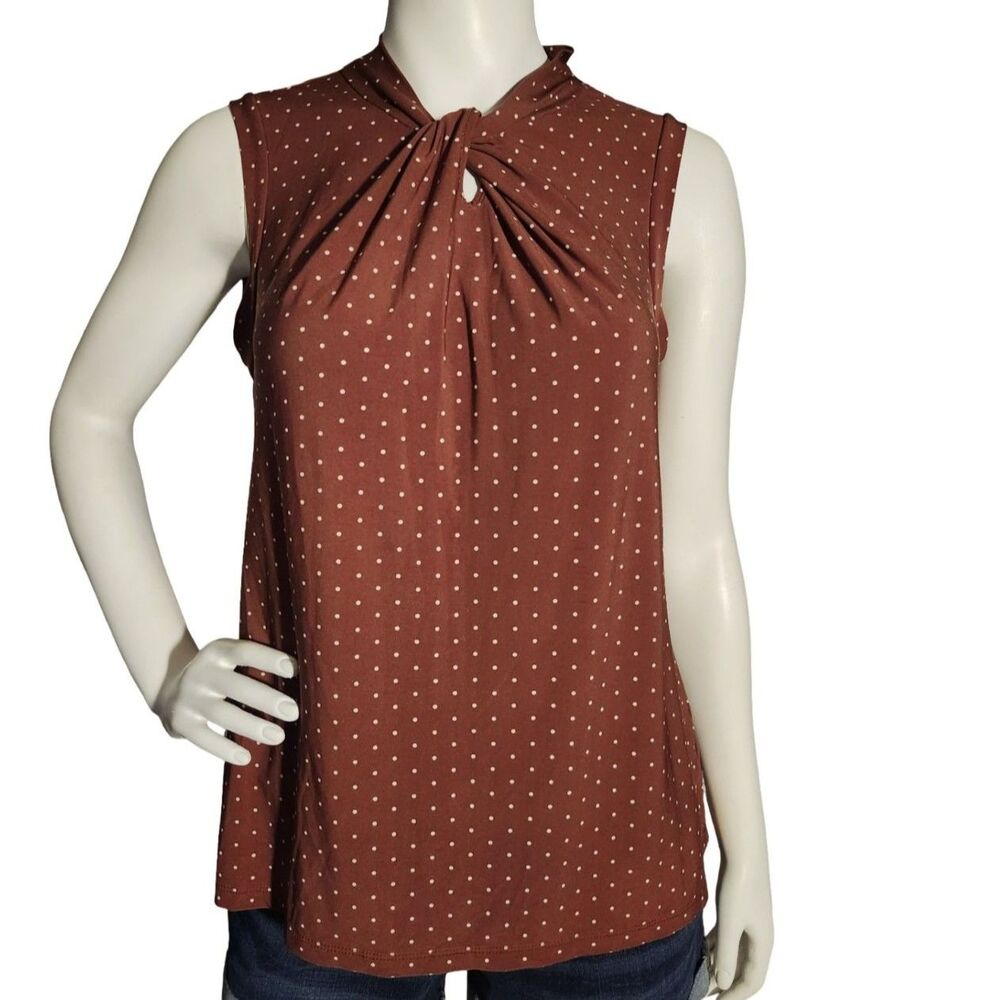 Anne Klein Rust Polka Dot Sleeveless Blouse – Twist Neck Keyhole Top